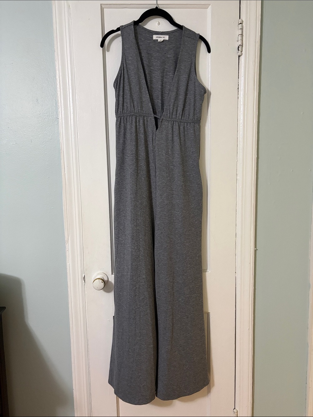 O'Neill Grey Sleeveless V-Neck Wide-Leg Jumpsuit